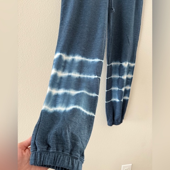 Knox Rose Blue Jogger Pants - Picture 3 of 4